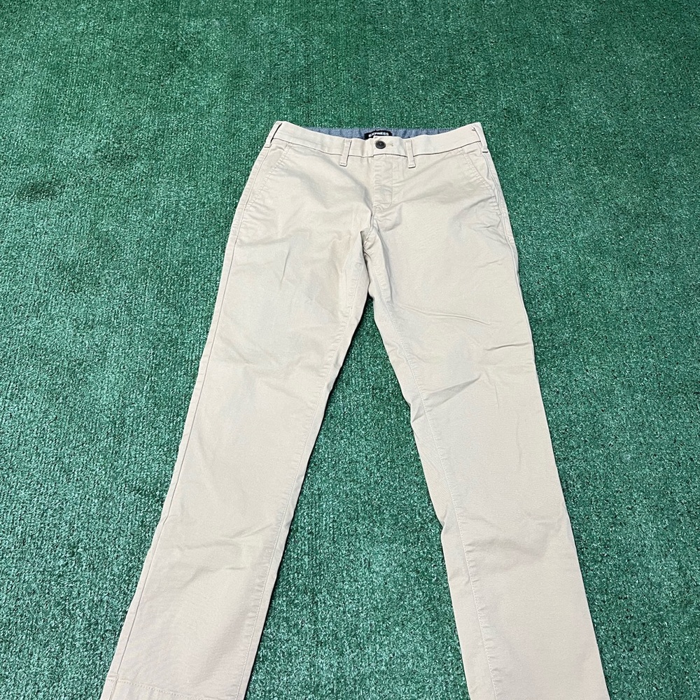 Express Men's Light Khaki Chinos